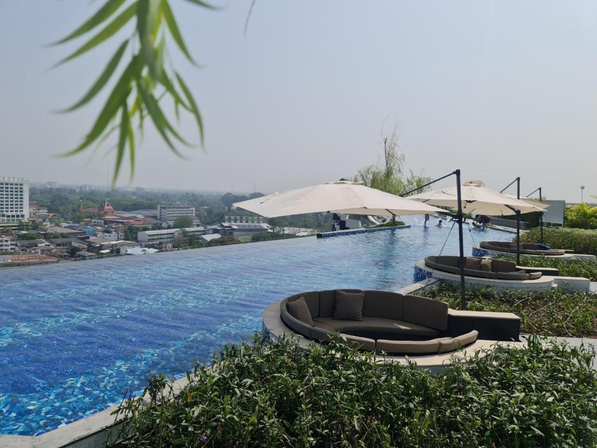 Апартаменти The Astra Sky River Chiangmai_Sky Pool_Old City Чіангмай Екстер'єр фото