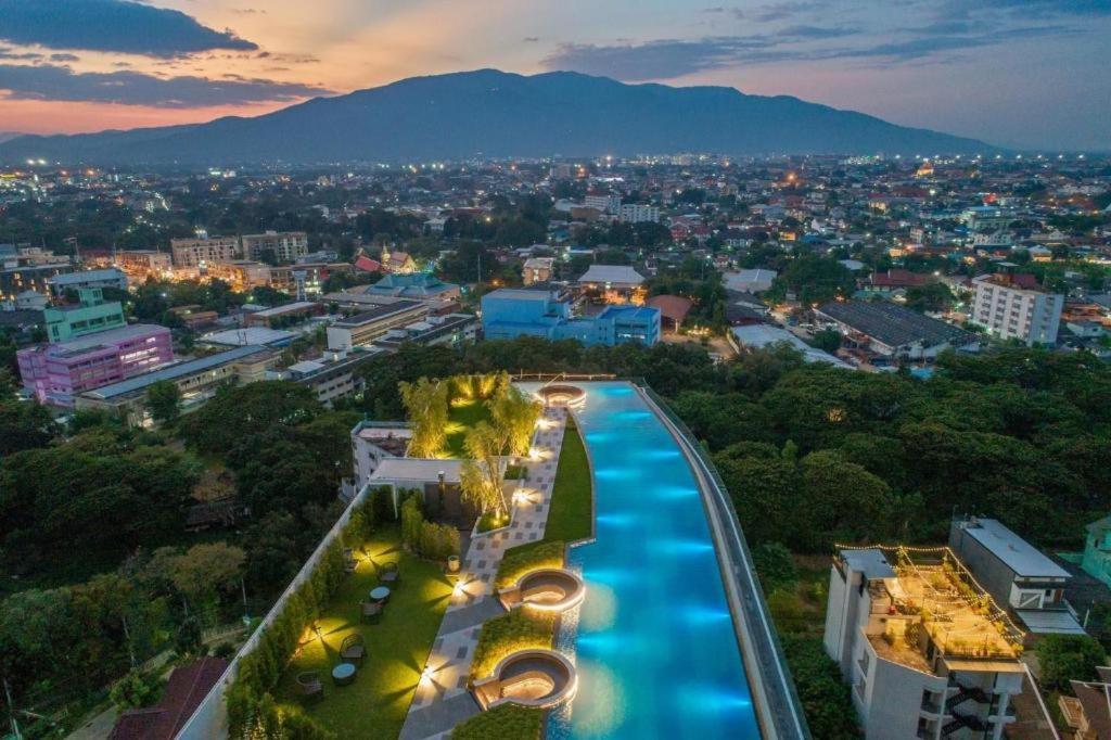 Апартаменти The Astra Sky River Chiangmai_Sky Pool_Old City Чіангмай Екстер'єр фото